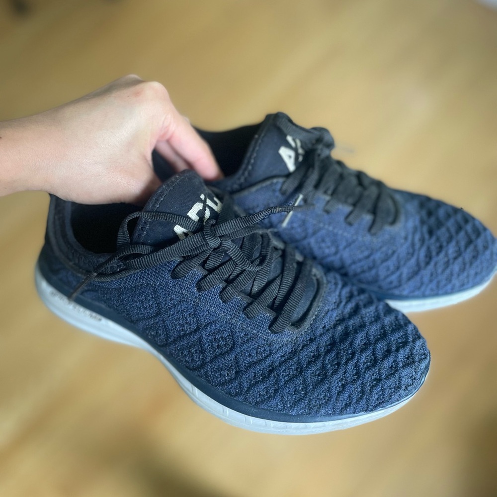 NAVY APL SNEAKERS
